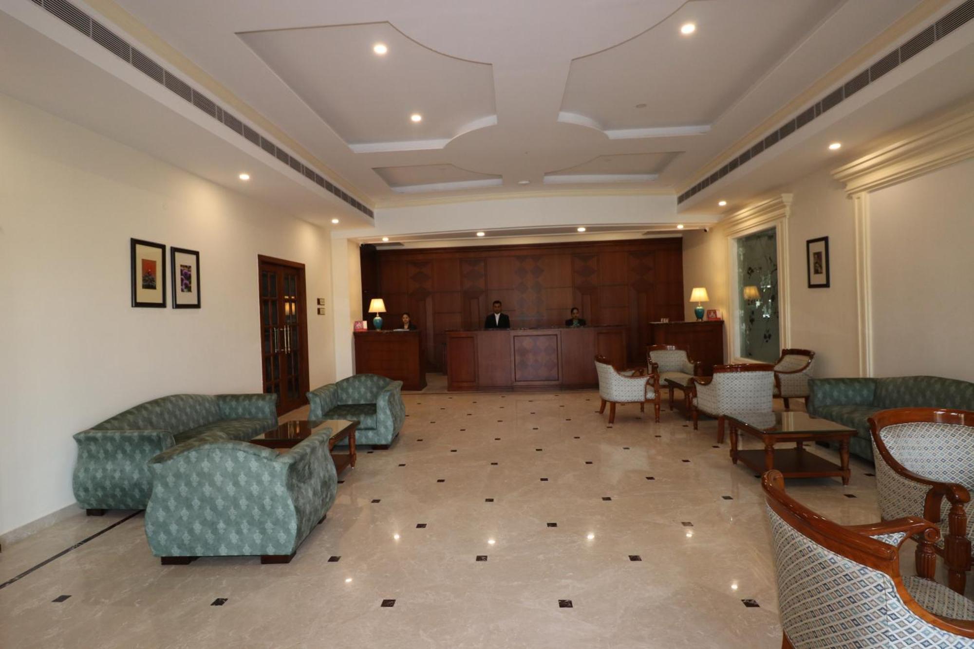 Royale De' Casa Resort Казіранґа Екстер'єр фото
