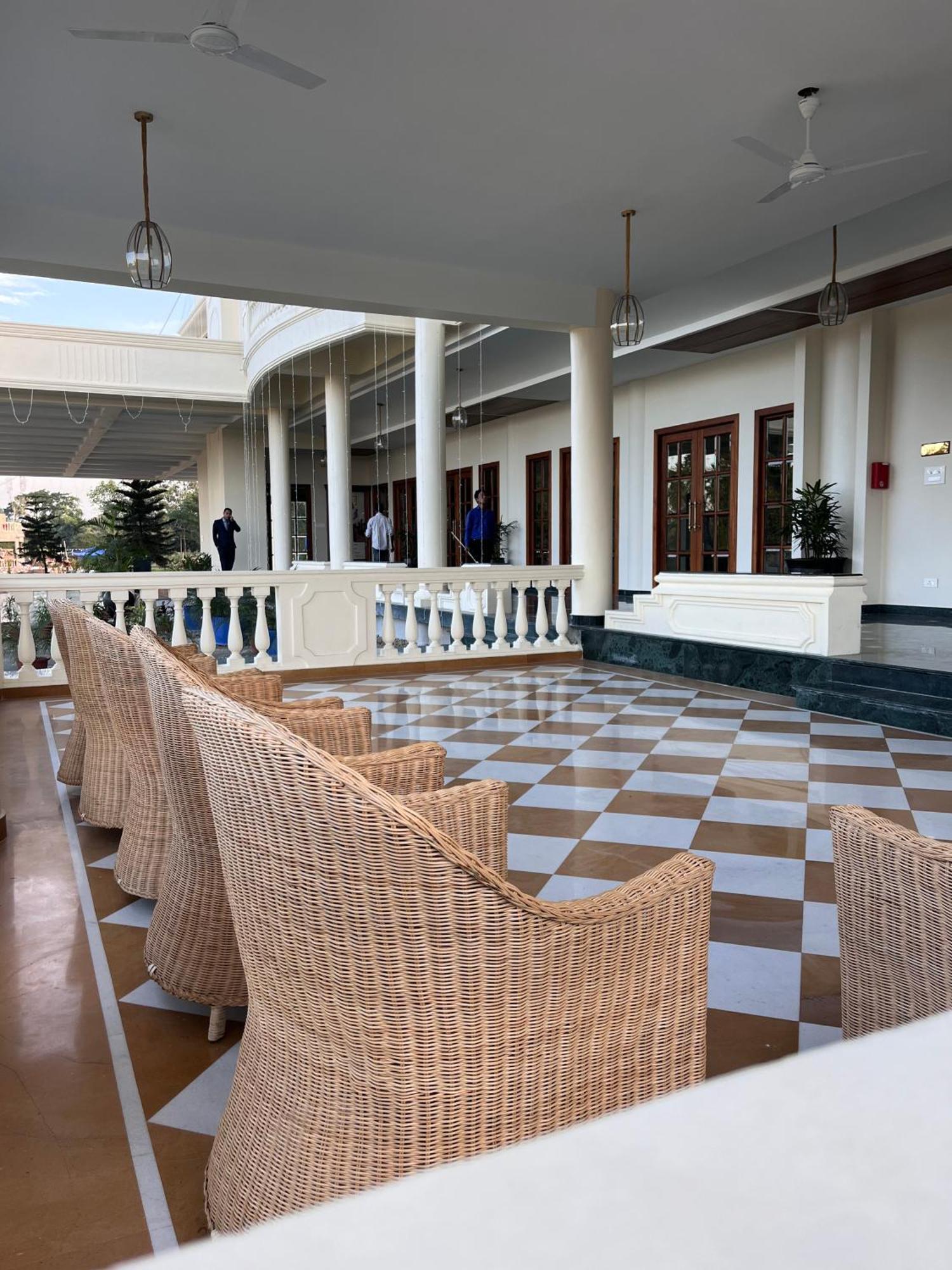 Royale De' Casa Resort Казіранґа Екстер'єр фото